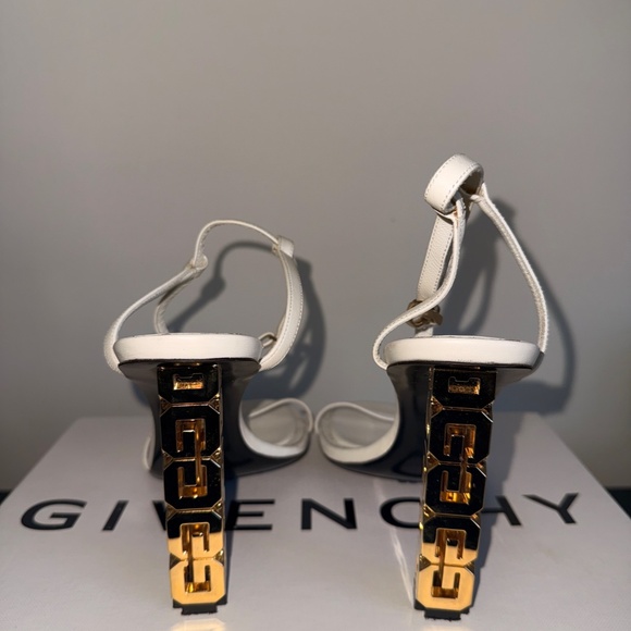 Givenchy G Cube Sandals Ivory - Picture 4 of 6